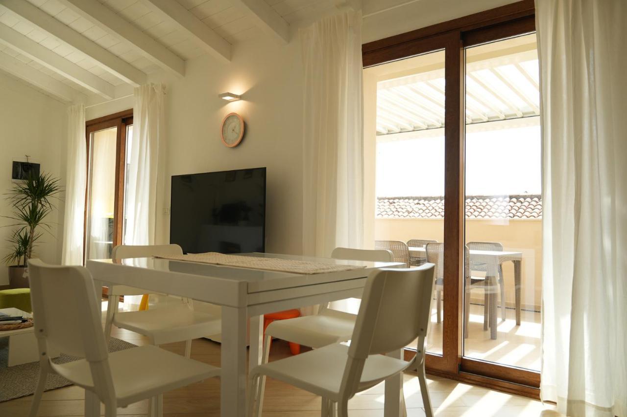 Waterfront Apartment Olbia Exterior photo