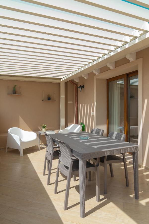 Waterfront Apartment Olbia Exterior photo